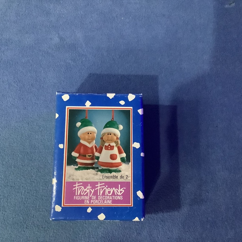 Vintage 1989 porcelain Jamestown Frosty and Friends